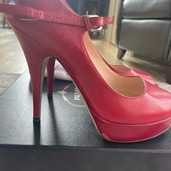 Red Prada platform ankle strap heel size 37.5 - Picture 4 of 8